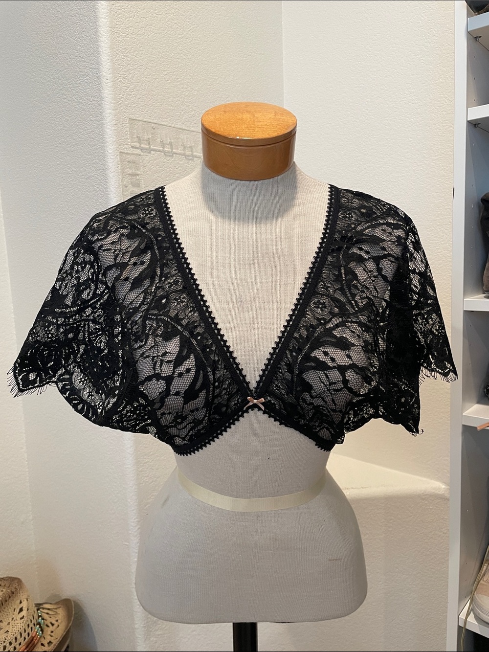Dollhouse Bettie lace top Size S/M made in 🇺🇸